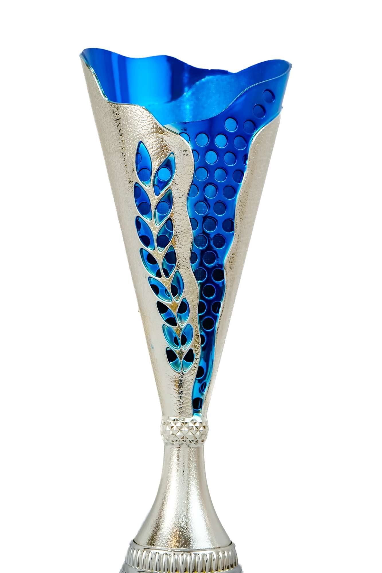 Garden Metallic Fiber Trophies